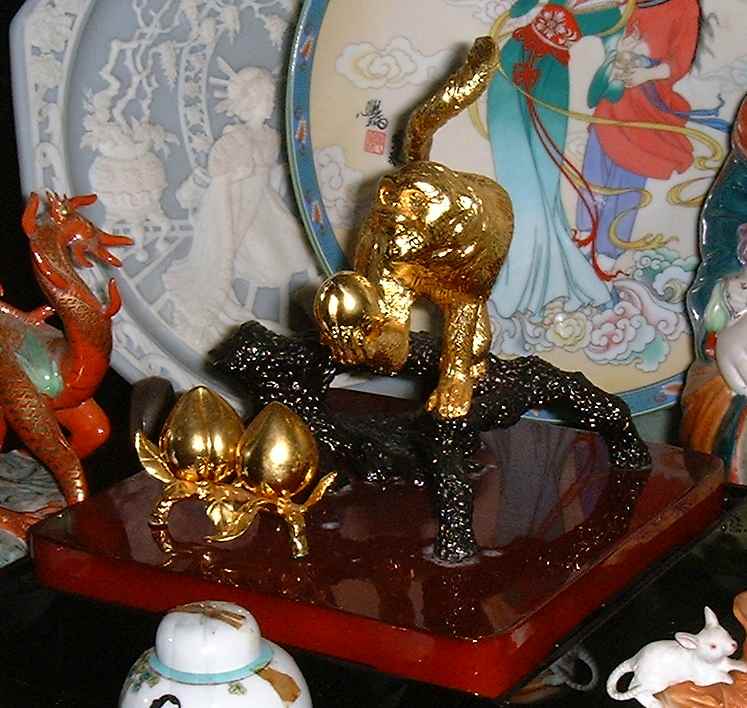 Golden Monkey (Side view)